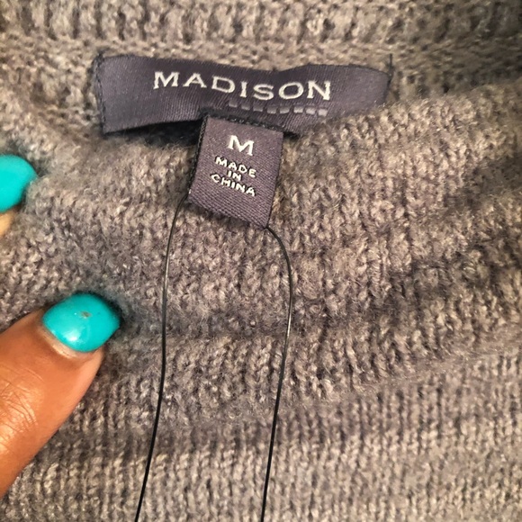 Madison Gray Mockneck Ottoman Sweater Size M L XL - Picture 5 of 11
